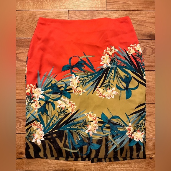Vince Camuto Chic Hawaiian Floral Tropic Pencil Skirt ( Size-4) - Picture 1 of 3